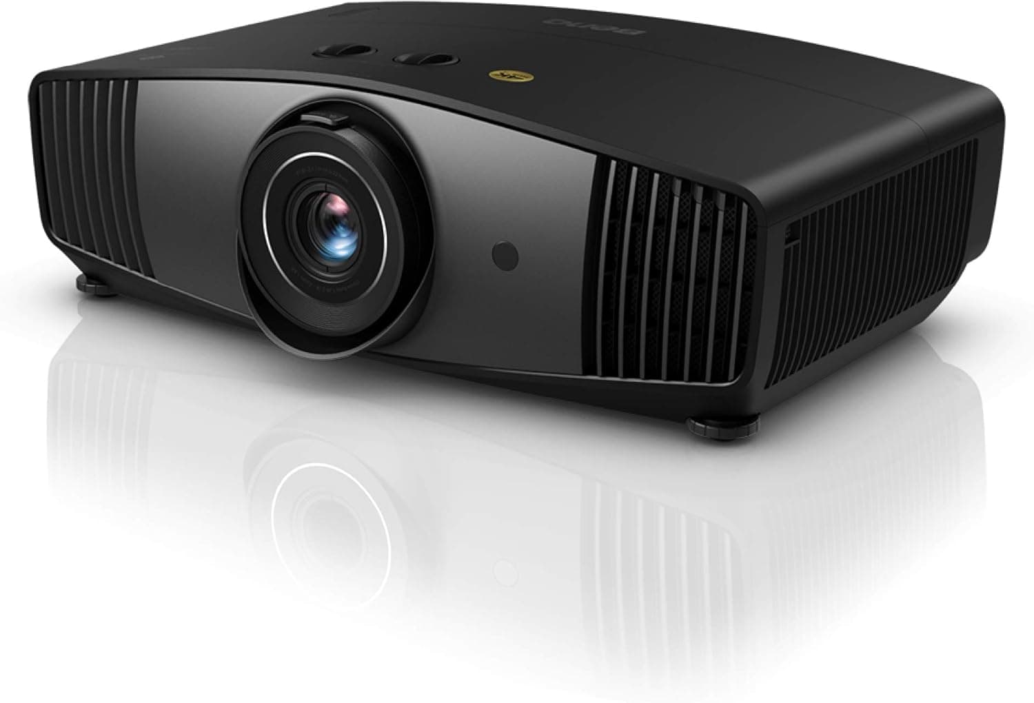 BenQ W5700 DLP Projector 4K UHD 1800 ANSI, 100,000:1, HDR, 100% DCI-P3, 3D BluRay Ready